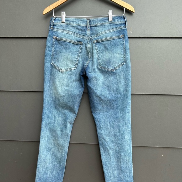 Gap Best Girlfriend Distressed Jeans - Size 27R - Picture 3 of 6